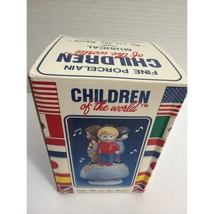 NEW 1985 Children of the World Musical Porcelain Figurine We‎ are the World Tune